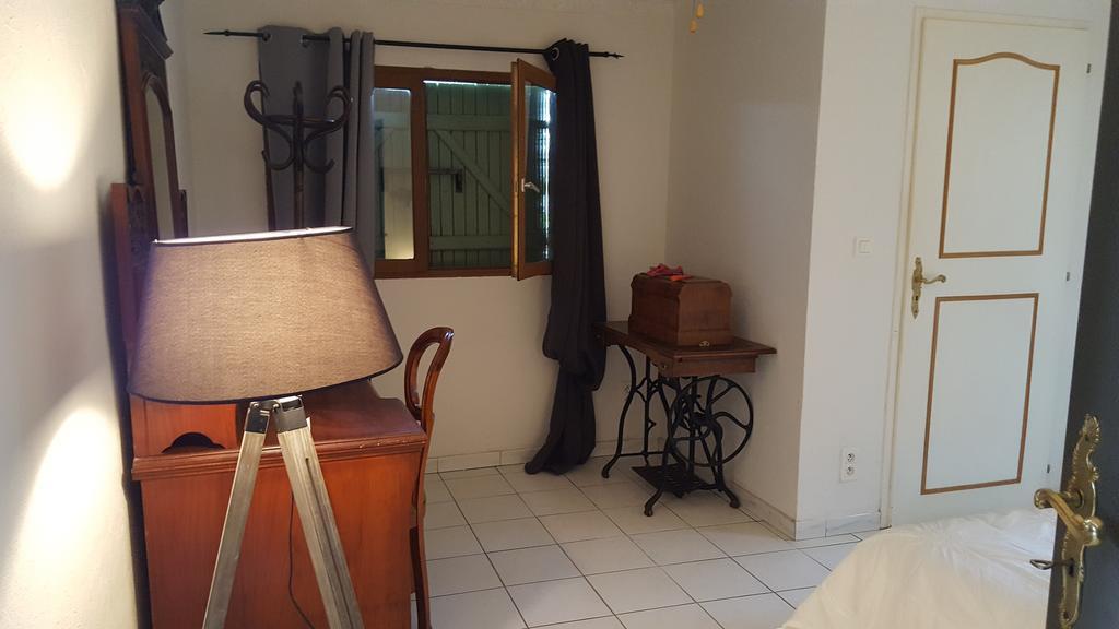 Aux Oliviers Hotel Homps  Luaran gambar